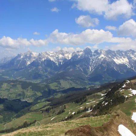 Cosy In Salzburg With Garden, Cleaning Included * Saalfelden