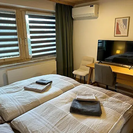 Cosy In Salzburg With Garden, Cleaning Included Saalfelden