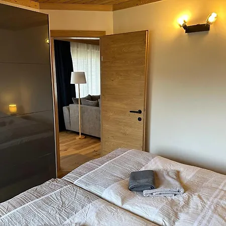 Cosy In Salzburg With Garden, Cleaning Included Saalfelden