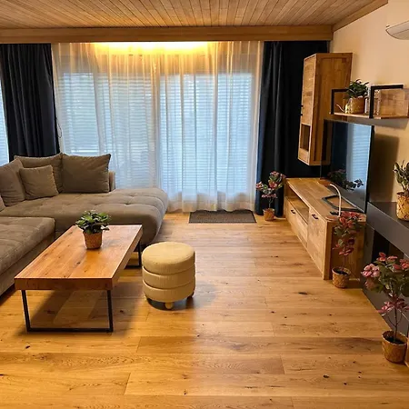 Daire Cosy In Salzburg With Garden, Cleaning Included *