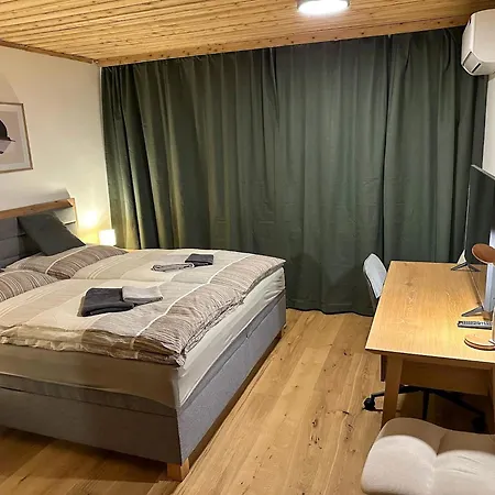 Cosy In Salzburg With Garden, Cleaning Included